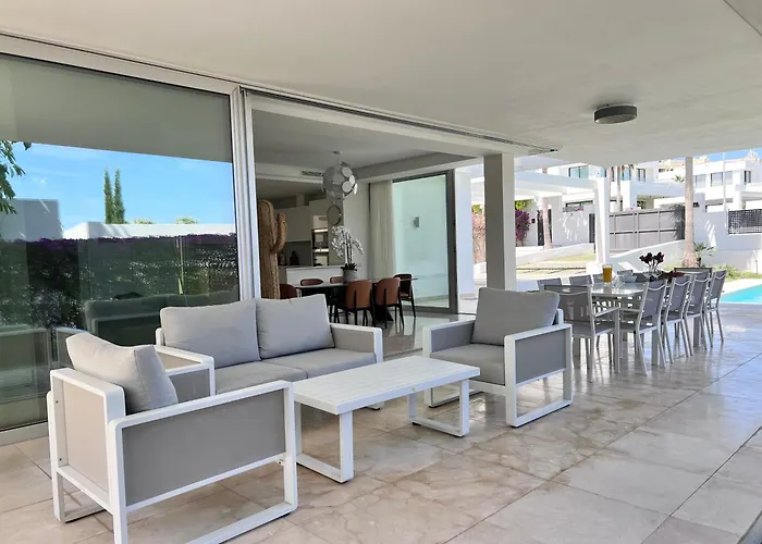 Вилла Infinity Blue *