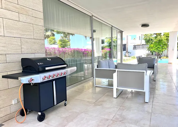 Вилла Infinity Blue *