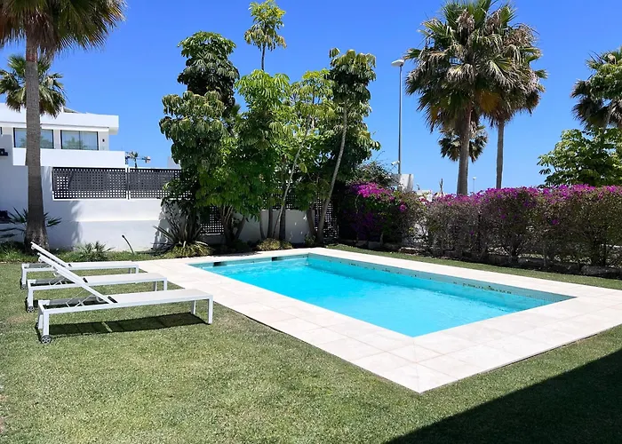 Infinity Blue Вилла *