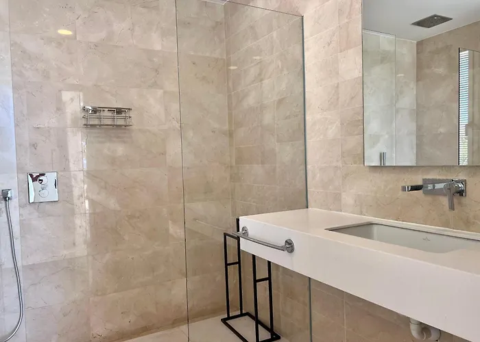 Infinity Blue * ماربيا