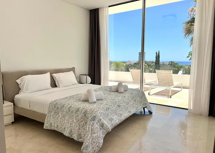 Infinity Blue ماربيا