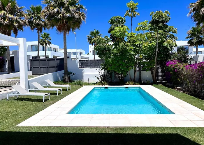 Infinity Blue * ماربيا